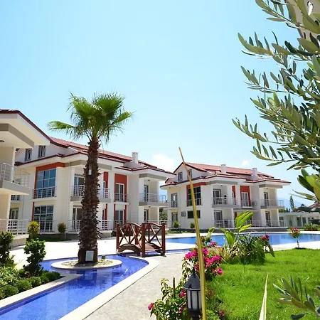 Apartment Rose Garden Calis